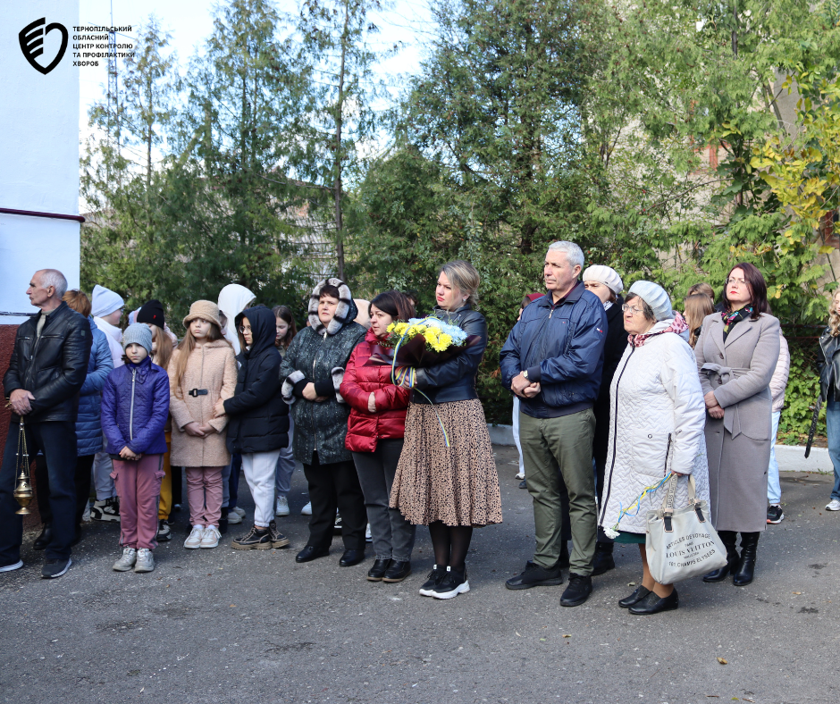 Відкрили меморіальну дошку Герою - Дмитру Івановичу ОГІНСЬКОМУ