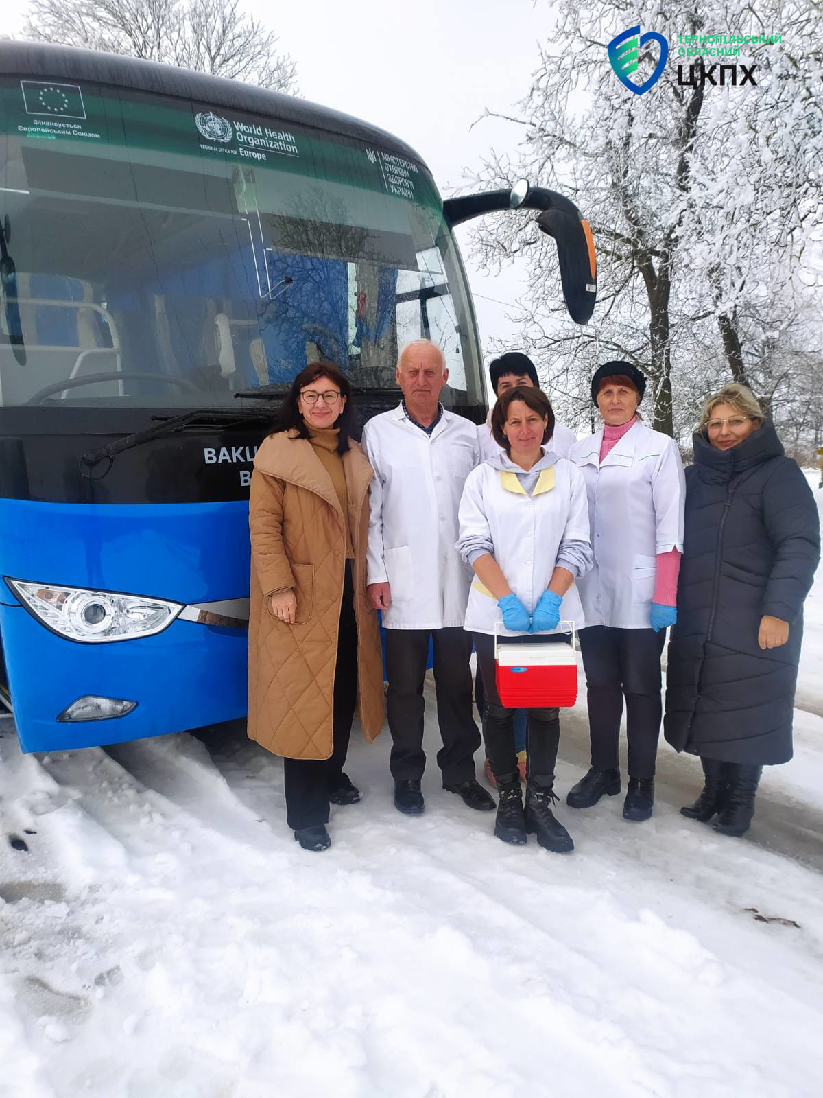 🚑Вакцинальний автобус Чортківського міськрайонного центру ДУ «Тернопільський обласний центр контролю та профілактики хвороб МОЗ України» працював у селі Нижбірок, що у Васильковецькій громаді.