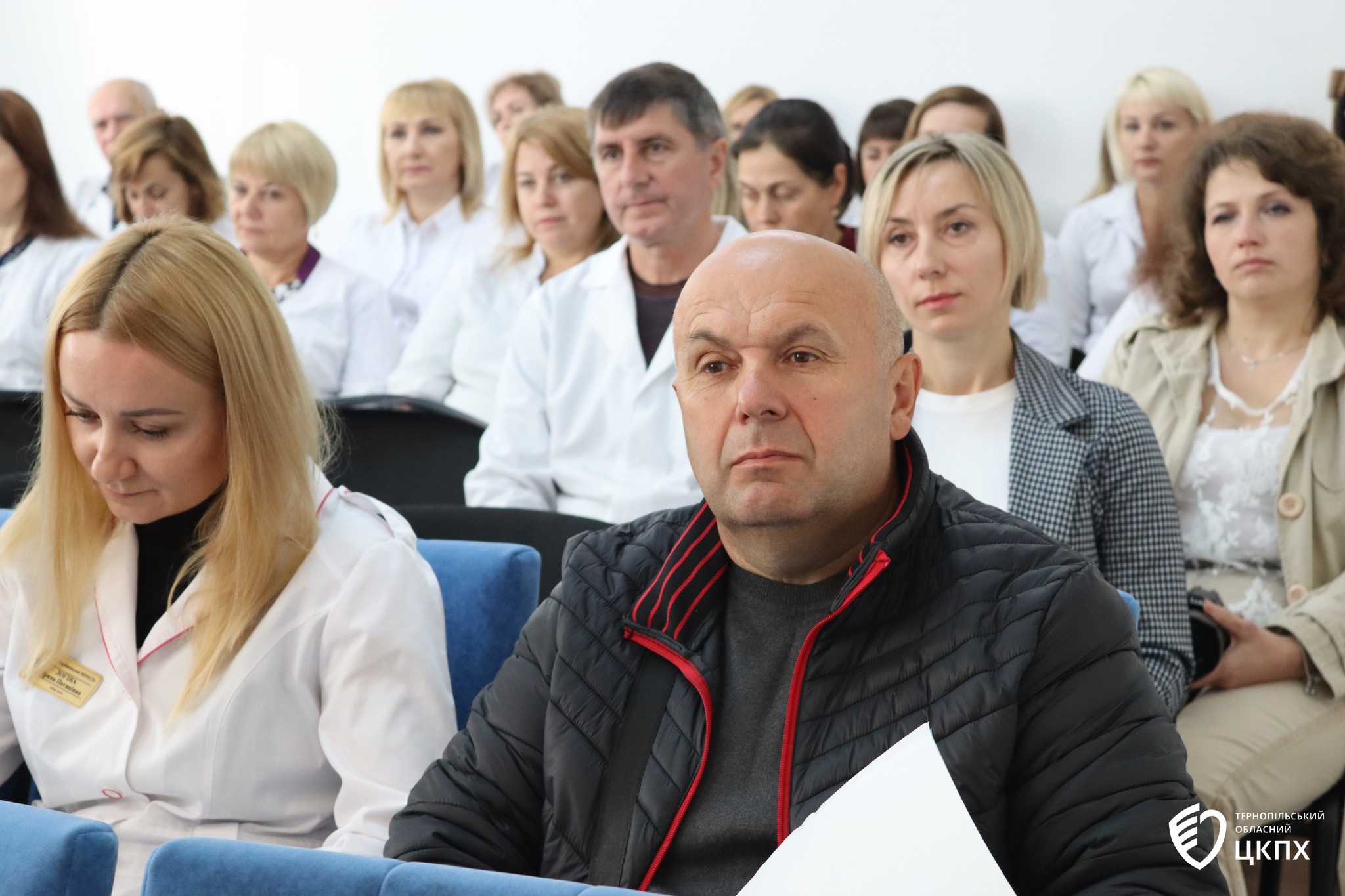 До Всесвітнього дня психічного здоров'я у Заліщицькому ЦПМСД відбувся воркшоп «Дбаю про себе»