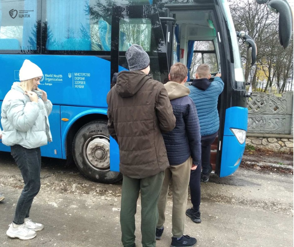 Вакцинальний автобус Кременецького міськрайонного центру ДУ «Тернопільський ОЦКПХ МОЗ» працював на території Лопушненської ОТГ