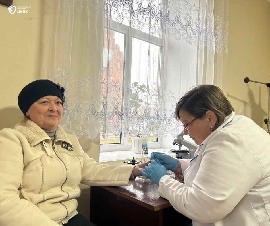 💉🚑 Вакцинальний автобус на Тернопільщині: забезпечення здоров'я та безпеки громад.