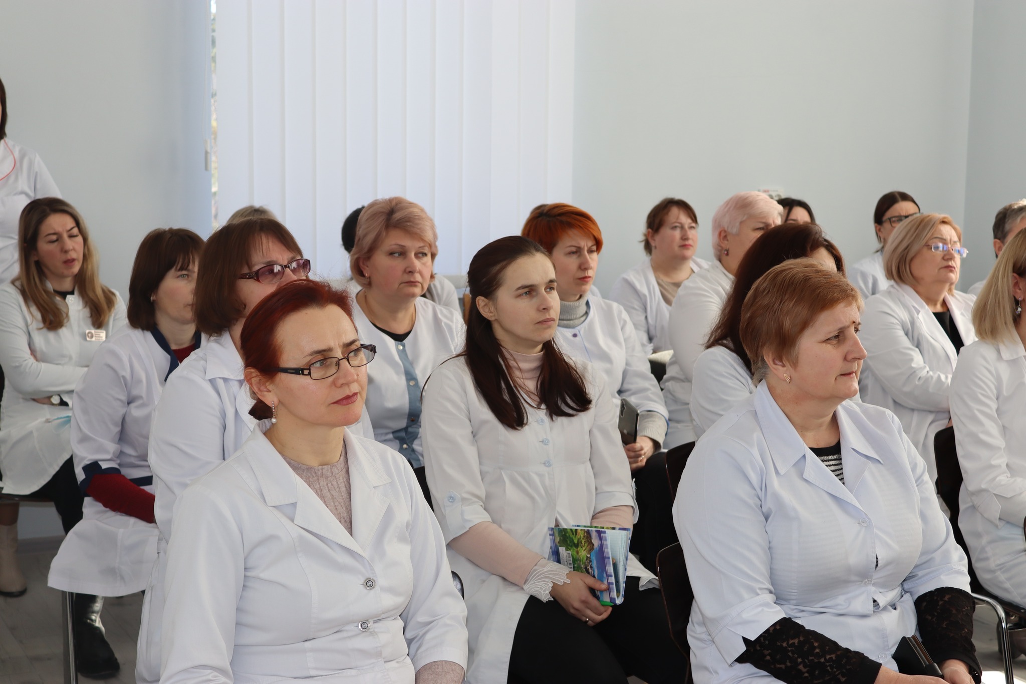 👩‍⚕️ Медиків Чортківської громади навчали розмовляти з майбутніми батьками про вакцинацію