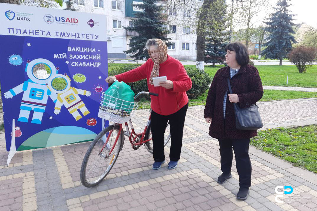 🛡 У Теребовлі працював вакцинальний автобус Центру контролю профілактики хвороб